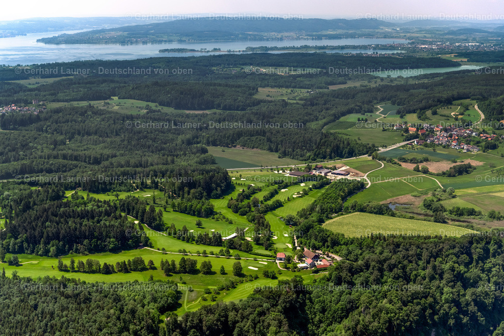 4027364 | ALLENSBACH 17.05.2020 Gelände des Golfplatz des Golf-Club Konstanz im Ortsteil Langenrain in Allensbach im Bundesland Baden-Württemberg, Deutschland. // Grounds of the Golf course of Golf-Club Konstanz in the district Langenrain in Allensbach in the state Baden-Wurttemberg, Germany. Foto: Gerhard Launer