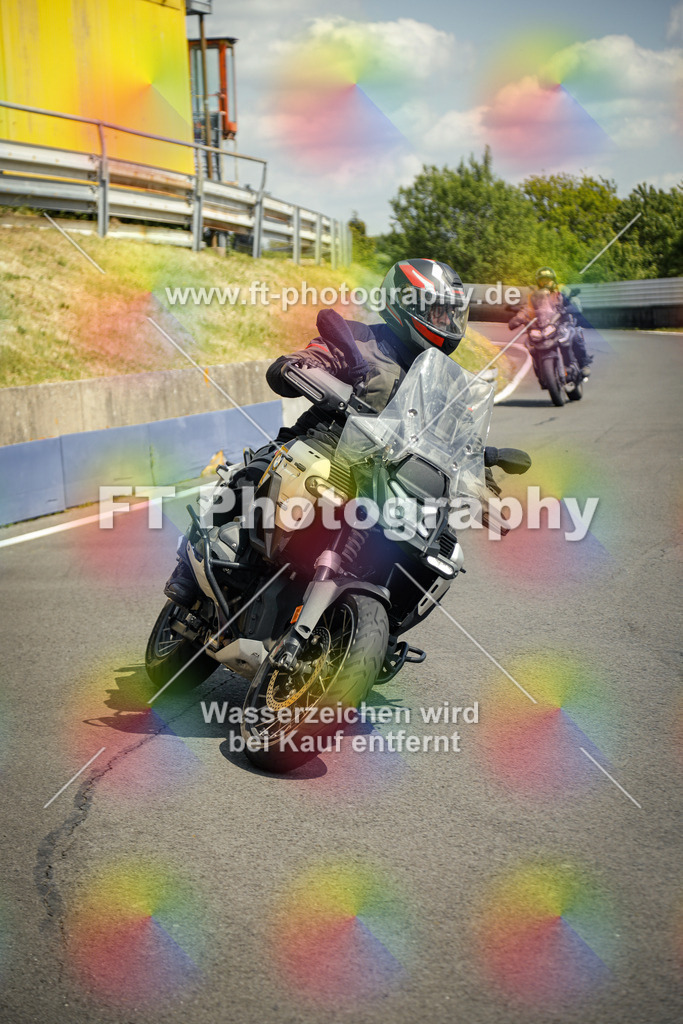 OBK_Mai_Justin_Uwe-10986 | Hier findet Ihr Bilder von Touristenfahrten auf der Nürburgring Nordschleife oder von anderen Veranstaltungen die ich besucht habe. Viel Spass beim Durch Schauen 