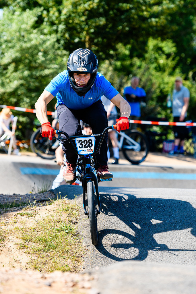 2025.05.31_869_4789-Eugen | German Pumptrack Series - Realisiert mit Pictrs.com