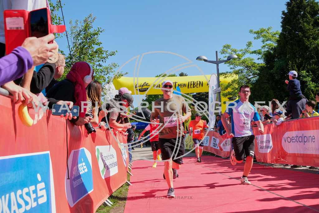 ..... | LINZ,AUSTRIA,27.April 24, Int. 3 Brückenlauf Linz  , Image shows: Photo: WAPICS / Michael ring