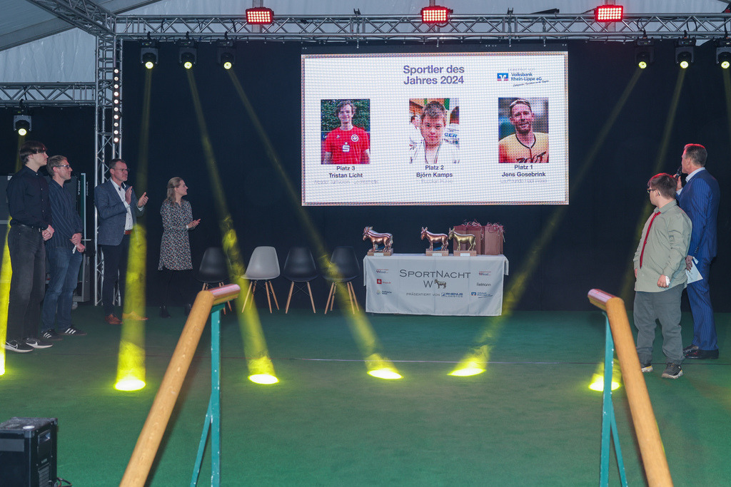 top-top.de250214-230 | Die 3. Weseler SportNacht, die große Sportgala mit Ehrungen der Weseler Sportler des Jahres 2024 findet am Freitag, den 14.02.2025 im Festzelt an der Rheinpromenade statt.Foto: Erwin Pottgiesser