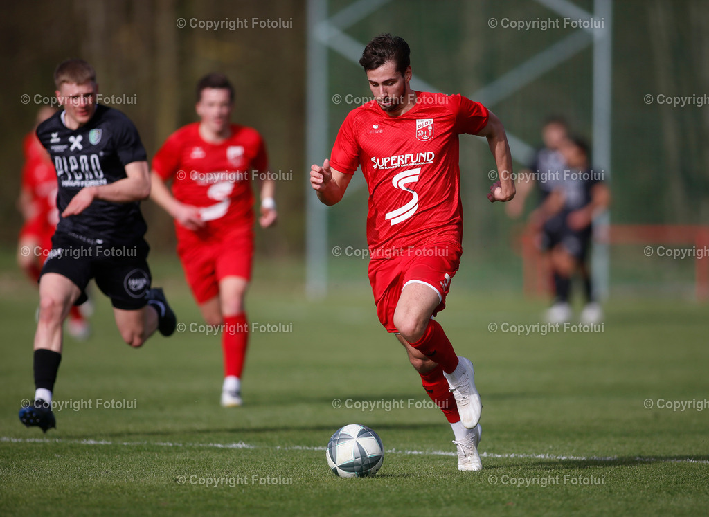 A_LUI_30032024_11 | SPORT ,FUSSBALL, LL OST ASKOE OEDT 1B-UFC PIENO ROHRBACH 30.03.2024 IM BID: GASPER KORITNIK (OEDT1B) UND JONAS GAHLEITNER (ROHRBACH) FOTO:FOTOLUI