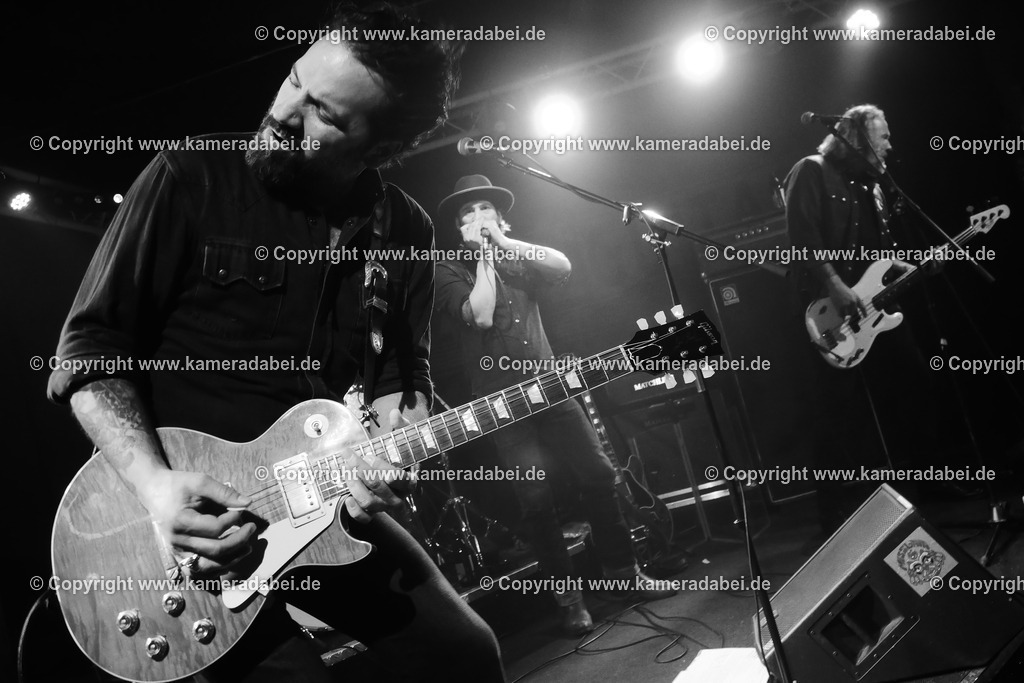 Konzert : Black Bottle Riot am 14.11.2025 im Rare Guitar in Münster | Konzert : Black Bottle Riot am 14.11.2025 im Rare Guitar in Münster - Realisiert mit Pictrs.com