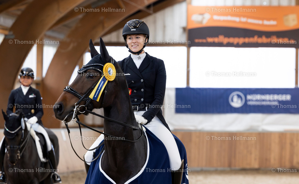 TH_210 Greta Busacker (GER)_ Frieda NRW_32345-Verbessert-RR | 210 Greta Busacker&nbsp;(GER), Frieda NRW beim Reitturnier Guxhagen-Dörnhagen 2025 am 10.10.25 in Dörnhagen, Reit- u. Fahrverein