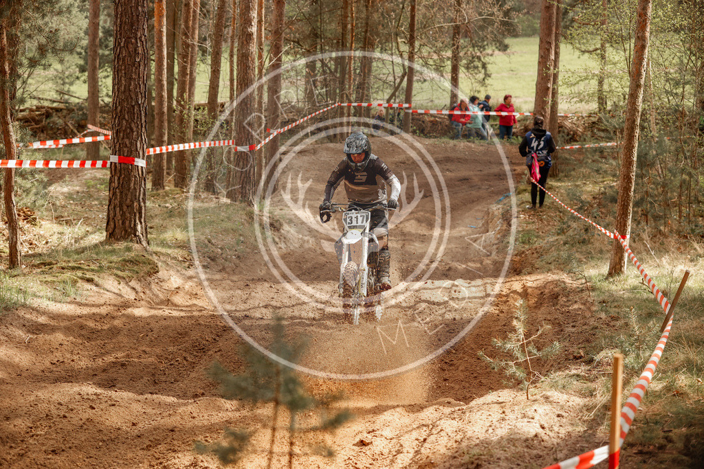 4TaktLauf1-301 | koppe-media - Realisiert mit Pictrs.com