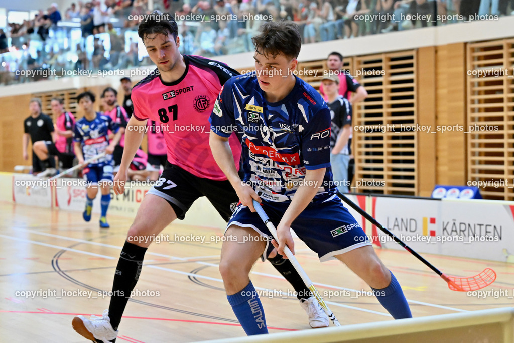 VSV Unihockey vs. Wiener Floorballferein 6.4.2024 | #27 Lukas Floriantschitz VSV Unihockey, #87 Christian Lindquist Wiener Floorballverein, VSV Unihockey vs. Wiener Floorballferein 6.4.2024, VSV Unihockey vs. Wiener Floorballferein  am 06.04.2024 in Villach (Ballspielhalle St. Martin), Austria, (Photo by Bernd Stefan)