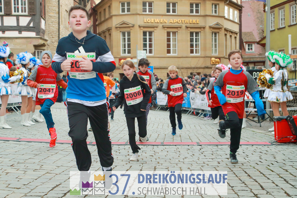 AOK JuniorCup 400m | 3Koenigslauf 2023 - Realisiert mit Pictrs.com