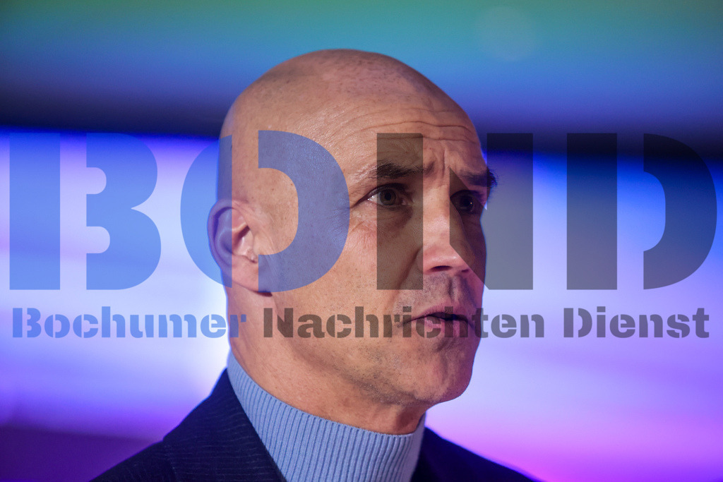 SEB_BOCSPO120240313-26 | bond - Realisiert mit Pictrs.com