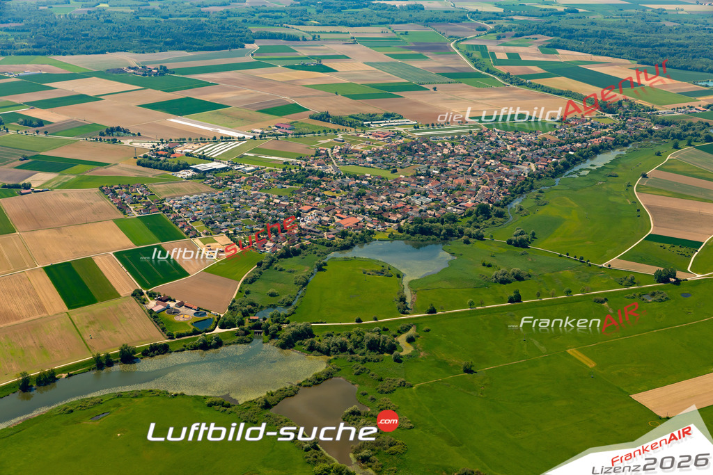 Das Luftbild zeigt :  Pfatter - Die Luftaufnahme wurde 2024 vom UL-Flugzeug aus erstellt ( keine Drohne ) - Hochauflösende Luftaufnahme - Für grossformatige Ausdrucke geeignet. Die Geschenkidee !Mit Lizenz und Bildrechte bestellbar
