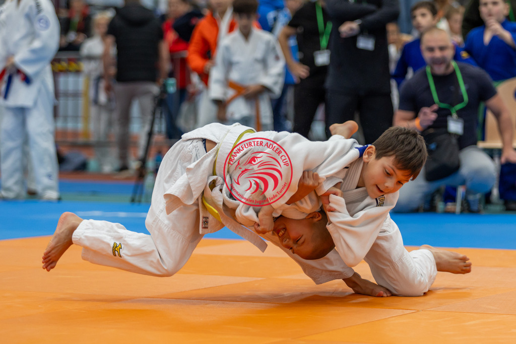 Internationaler Adler Cup 2024 | Foto vom Internationalen Adler Cup Judo Turnier im Sport- und Freizeitzentrum Kalbach im Oktober 2024 - Realisiert mit Pictrs.com