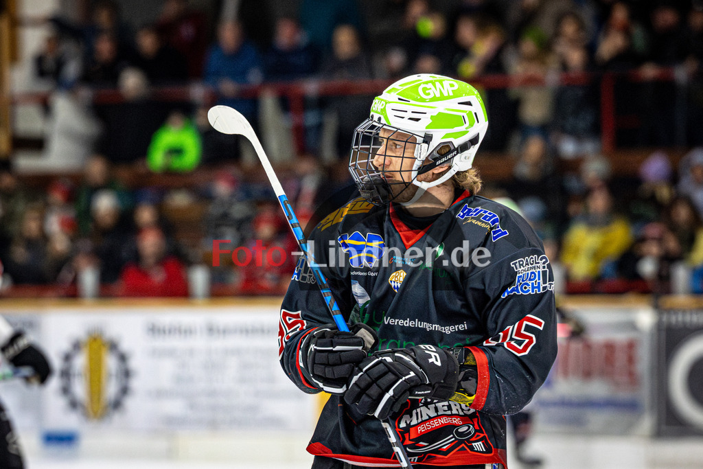 Peißenberg MINERS gegen EHC Königsbrunn | Eishockey Bayernliga 2025/26 Vorrunde 7. Spieltag, Peißenberg MINERS gegen EHC Königsbrunn, 20251102,Moritz BIRKNER (MINERS 95) Portrait,2025-11-02 in Peißenberg (flatbuy Arena Peißenberg), Moritz BIRKNER (MINERS 95)Copyright: WolfgangxLindner www.foto-lindner.de