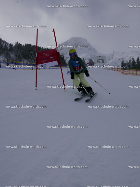 Paul (4) | Photos von der Skischule Warth - Realisiert mit Pictrs.com