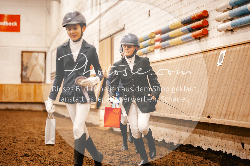 3I6A3463 | Stimmungsvolle Portraits und Reitsportfotografie im Ruhrgebiet und im Münsterland.

Pferdefotografie, Hundefotografie, Tierfotografie, Reportagen, Portraits von Tier und Mensch, Turnierfotografie in Bochum, Recklinghausen, Marl, Haltern am See, Dülmen.. - Realisiert mit Pictrs.com