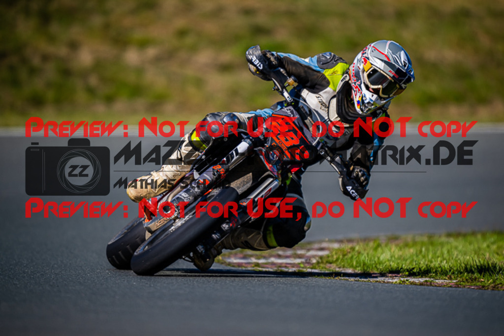 MaZZes_FotoMatrix_220904_7636 | S3