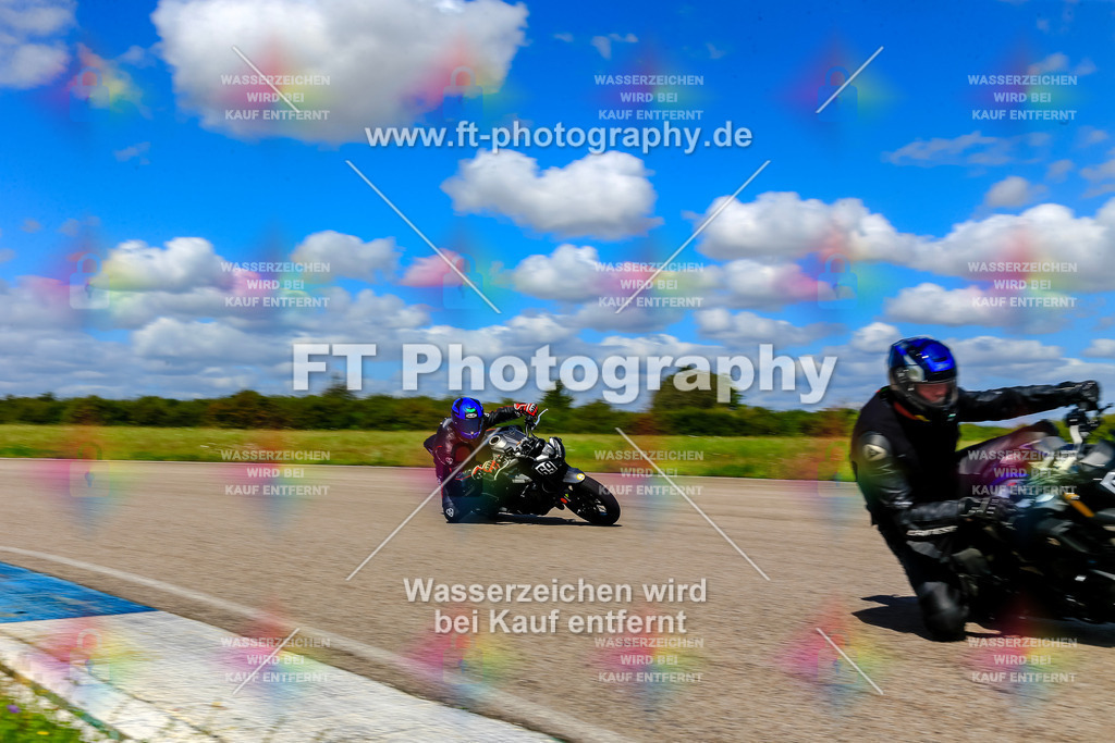 _OUR6333 | Hier findet Ihr Bilder von Touristenfahrten auf der Nürburgring Nordschleife oder von anderen Veranstaltungen die ich besucht habe. Viel Spass beim Durch Schauen 