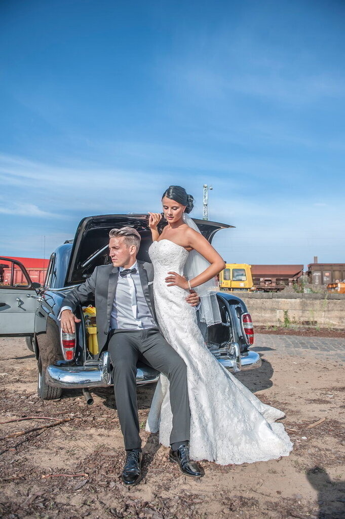 Hochzeit_Fotoshooting_126 | Mein Name ist Arkadius. Ich fotografiere Ihre Hochzeit in Frankfurt und im Umkreis von 200 km. Als Fotograf bin ich noch bekannt im Bereich Business- und Modefotografie.