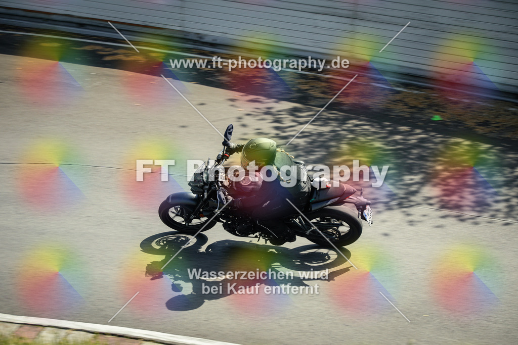 OBK_Mai_Martina_Markus-10823 | Hier findet Ihr Bilder von Touristenfahrten auf der Nürburgring Nordschleife oder von anderen Veranstaltungen die ich besucht habe. Viel Spass beim Durch Schauen 