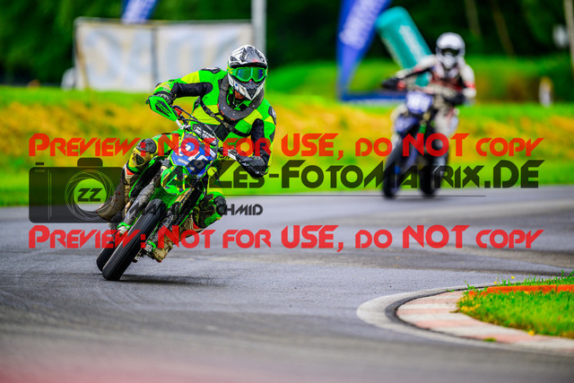 MaZZes_FotoMatrix_240609_6007705_2618 | YOUNGSTER