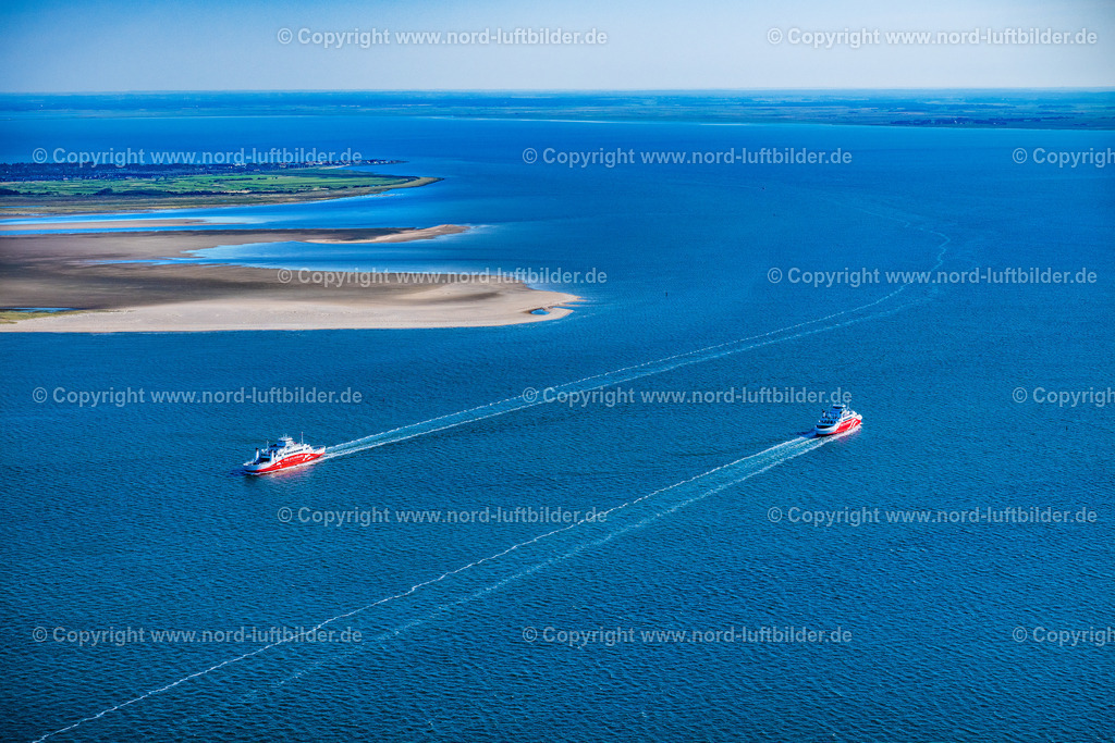 Sylt_FRS_Fähren_ELS_7371280824280824 | LIST 28.08.2024 Begegnung beider- Schiffe der FRS Syltfähre zwischen in List und Römö auf Sylt im Bundesland Schleswig-Holstein, Deutschland. // Encounter of both ships of the FRS Sylt ferry between in List and Romo on Sylt in the state Schleswig-Holstein, Germany. Foto: Martin Elsen