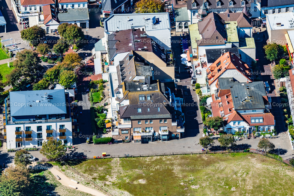 Norderney_Wed_ELStrasse_Medizinische_Versorgungszentrum_ELS_7312050923 | NORDERNEY 05.09.2023 Gesundheitszentrum und Ärztehaus MVZ in der Wedelstraße auf der Insel Norderney im Bundesland Niedersachsen, Deutschland. // Health center and medical center MVZ on Wedelstrasse on the island of Norderney in the state Lower Saxony, Germany. Foto: Martin Elsen