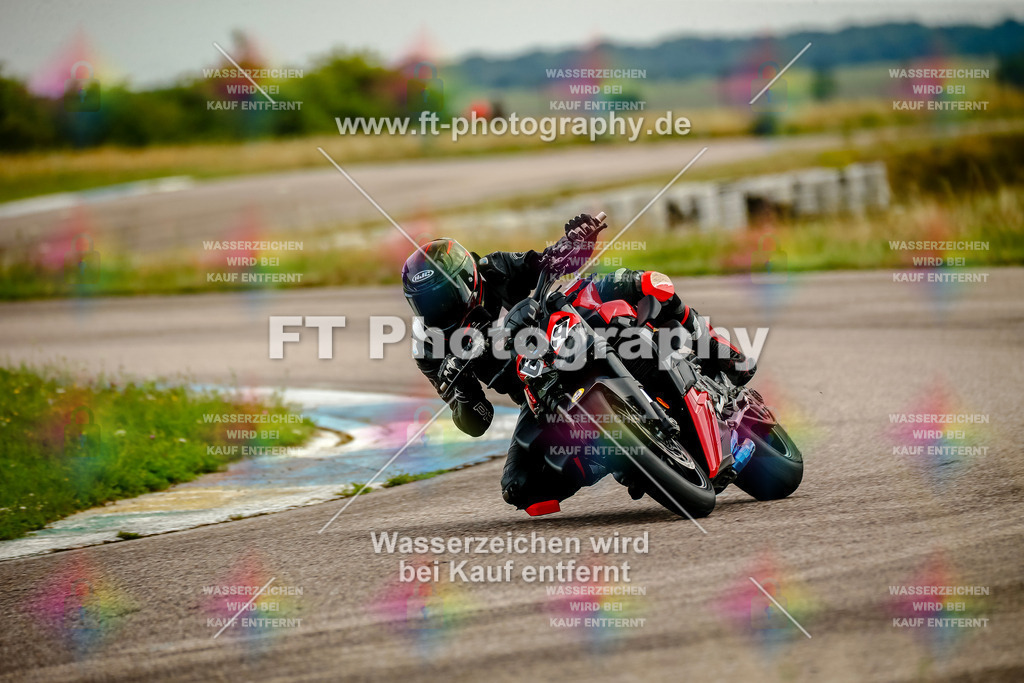 Chambley Juli-2182 | Hier findet Ihr Bilder von Touristenfahrten auf der Nürburgring Nordschleife oder von anderen Veranstaltungen die ich besucht habe. Viel Spass beim Durch Schauen 