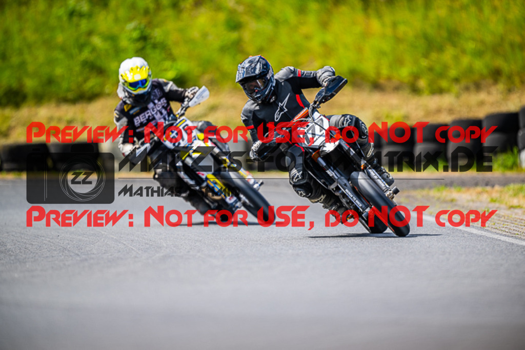 MaZZes_FotoMatrix_220528_9639 | Fotograf Mathias Schmid
Sportfotograf,
Eventfotograf,
Hochzeitsfotograf,
Portraitfotograf