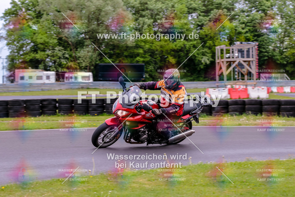 MotoTeamVBK-20316 | Hier findet Ihr Bilder von Touristenfahrten auf der Nürburgring Nordschleife oder von anderen Veranstaltungen die ich besucht habe. Viel Spass beim Durch Schauen 