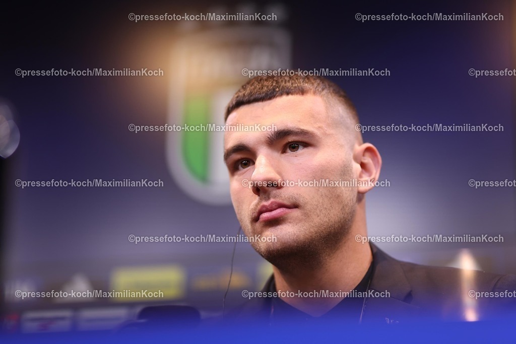 DFB22032501088 | 22.03.2025, Fußball, Pressekonferenz vor dem Nations League  Viertelfinale Deutschland - Italien, Signal Iduna Park, Saison 2024 2025: Alessandro Buongiorno (ITA #4) DFB regulations prohibit any use of photographs as image sequences and or quasi-video.