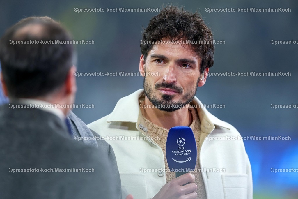 UCL25112501005 | 25.11.2025, Fußball, UEFA Champions League, Borussia Dortmund - FC Villarreal, BVB Stadion, 5. Spieltag, Saison 2025 2026: Moderator Experte Mats Julian Hummels im Interview  Regulations prohibit any use of photographs as image sequences and or quasi-video.