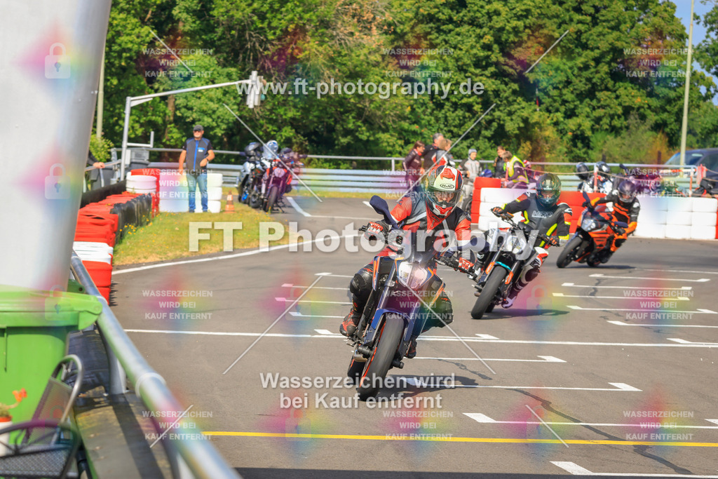 _DSK2220 | Hier findet Ihr Bilder von Touristenfahrten auf der Nürburgring Nordschleife oder von anderen Veranstaltungen die ich besucht habe. Viel Spass beim Durch Schauen 