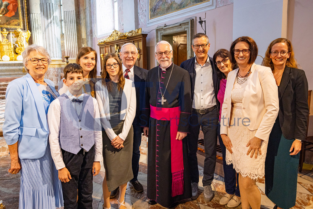 Trainproduction-20240519-1 | Firmung Klagenfurt-Dom 19.05.2024 10:30 Uhr