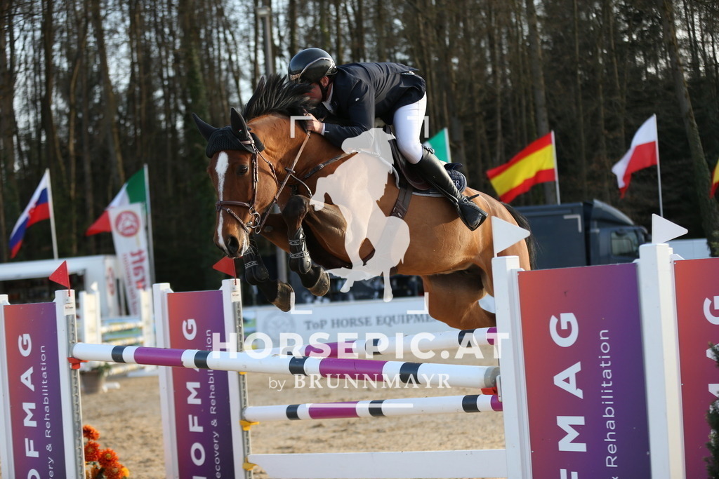 AS8V4028 | Willkommen bei Brunnmayr - Design & Fotografie – Ihrem Spezialisten für Reitturniere und Pferdeveranstaltungen in Oberösterreich, Salzburg und Bayern! Seit über 17 Jahren sind wir leidenschaftlich dabei.