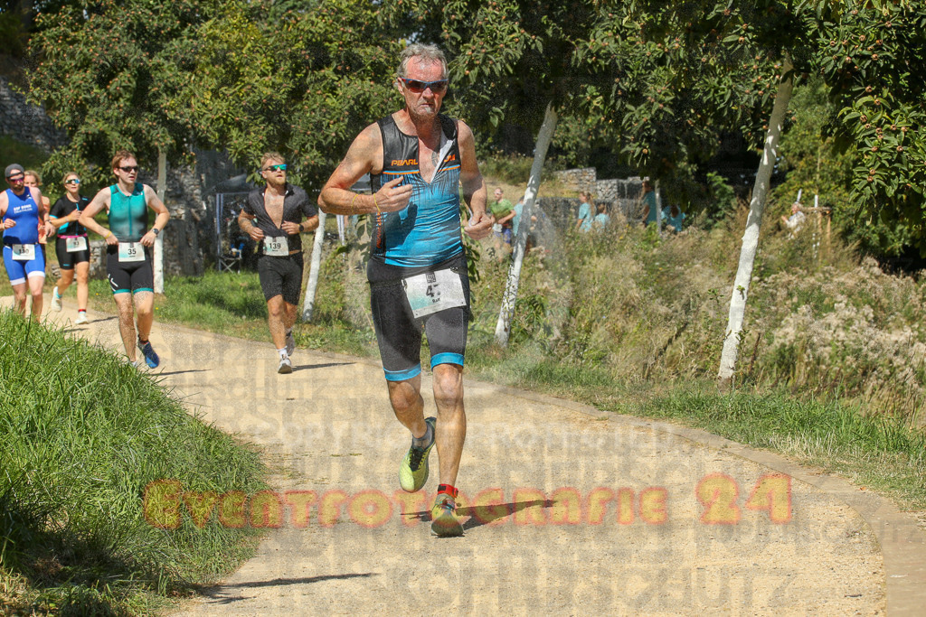 250824_1232_EX1_9664 | Sportfotografie im Rhein-Sieg Kreis, Köln, Bonn, NRW, Rheinland Pfalz, Hessen, etc. Unser Tätigkeitsfeld umfasst den Laufsport vom Volkslauf über den Marathon, Duathlon, Triathon bis zum Ultralauf wie Kölnpfad Ultra oder Schindertrail.