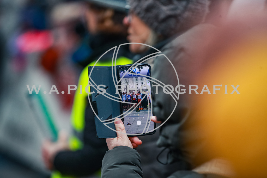 SILVESTERLAUF LINZ 25 | Linz, AUSTRIA, 31. Dezember 25, TRIRUN SILVESTERLAUF LINZ 25 , Image shows: 
Photo: WAPICS / BINDER Manuel