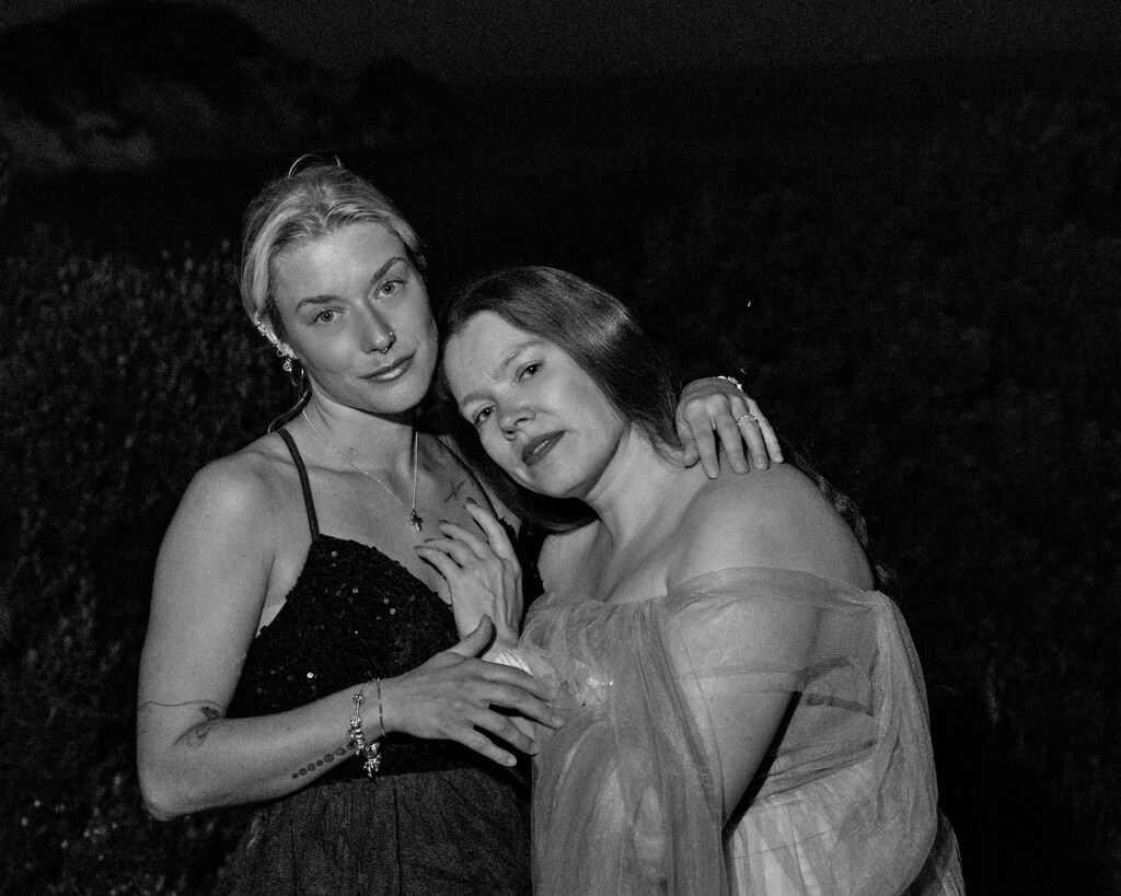 2025-05-31-204251_DSC00105_01 | mf-portrait - Realisiert mit Pictrs.com