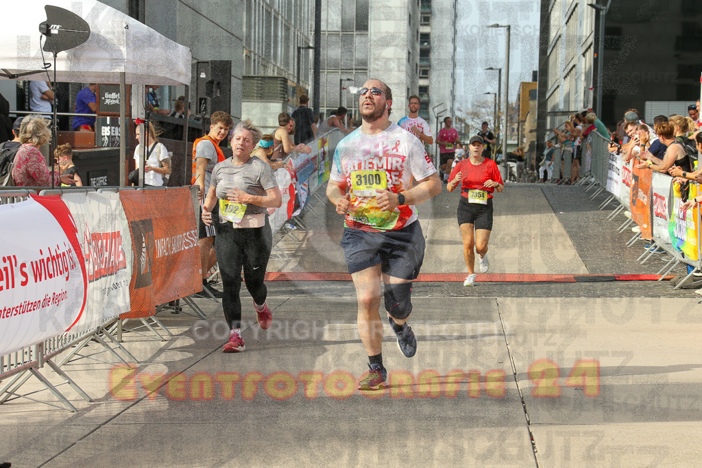 250920_1532_EX1_9855 | Sportfotografie im Rhein-Sieg Kreis, Köln, Bonn, NRW, Rheinland Pfalz, Hessen, etc. Unser Tätigkeitsfeld umfasst den Laufsport vom Volkslauf über den Marathon, Duathlon, Triathon bis zum Ultralauf wie Kölnpfad Ultra oder Schindertrail.