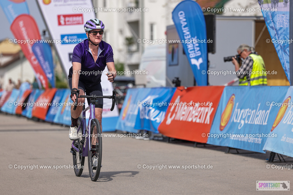 VJ__9991 | Neusiedlersee Radmarathon 2026@sportshot_your_pictrs #yourpictures#roadtowm2029 #nrm #neusiedlerseeradmarathon #neusiedlersee #neusiedlerseetourismus #burgenland #mörbisch #nrm26 #burgenlandtourismus #voglundco #poweredbyburgenlandtourismus #radsport #rad #marathon #ucigranfondo #visitburgenland #ucigranfondoworldseries