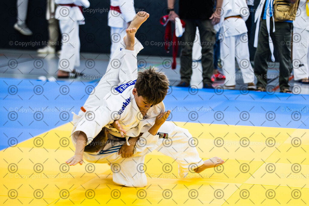 250921-121236-_G2A8970-MarcelSutter | Finde und bestelle deine Sport- und Eventfotos in höchster Qualität. Professionelle Aufnahmen von Wettkämpfen, Veranstaltungen und Outdoor-Events – schnell und einfach online bestellen. - Realisiert mit Pictrs.com