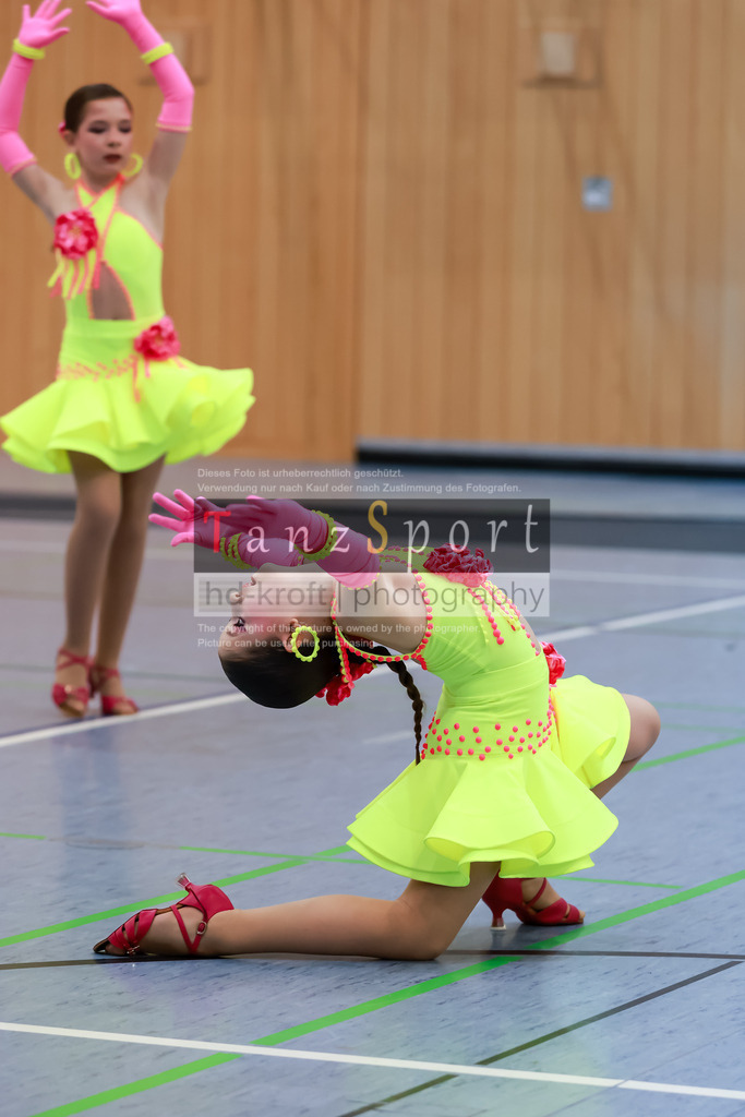 20260307_Solo-Forma_BL2_Nbg09317 | Tanzsportbilder, Standardtanz, Lateintanz, WDSF, DTV, LTVB, dancecomp, goc, hessen tanzt, blaues band der spree, walzer, tango, wiener walzer, slowfox, quickstepp, samba, rumba, cha-cha-cha, paso doble. jive, hd-kroft photography, turniertanzsport