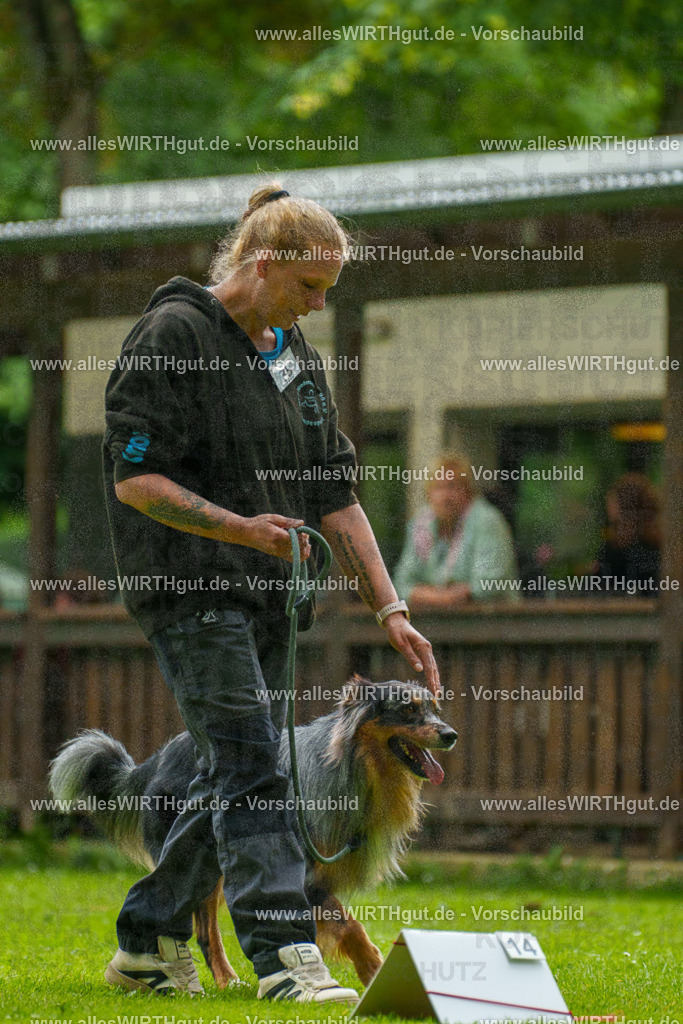 @allesWIRTHgut_Tierfotografie - www.allesWIRTHgut.de - 123510-7R509154 | Professionelle Tierfotografie in Mönchengladbach von Daniel Wirth (allesWIRTHgut). Liebevolle & natürliche Bilder von Hunden & Katzen für unvergessliche Erinnerungen.
