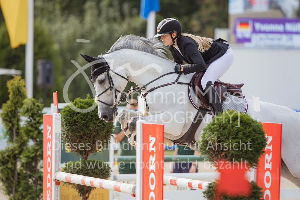 220728_BHO_ST_M1-Spr_1-614 | Deine schönsten Turniermomente als professionelle Fotos! Entdecke hochwertige Pferdesport-Fotografie im Online-Shop. Jetzt Fotos finden & bestellen!