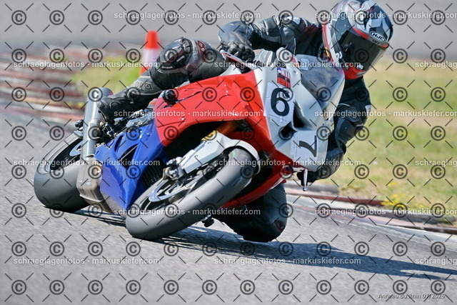 25bt04-0265 | markuskiefer.com - Realisiert mit Pictrs.com