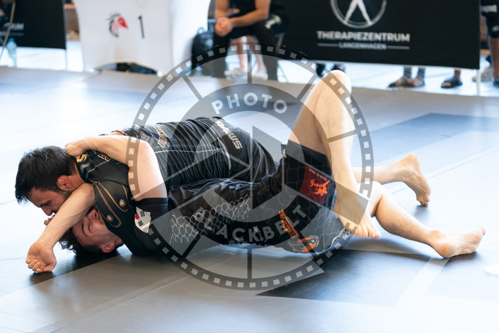 20250329PBB1587 | Fighters compete during the International Luta Livre (ILLCS) Germany IX Spring 2025 Competition spring on March 29, 2025 in Hannover, Germany.© Chiara Dazi