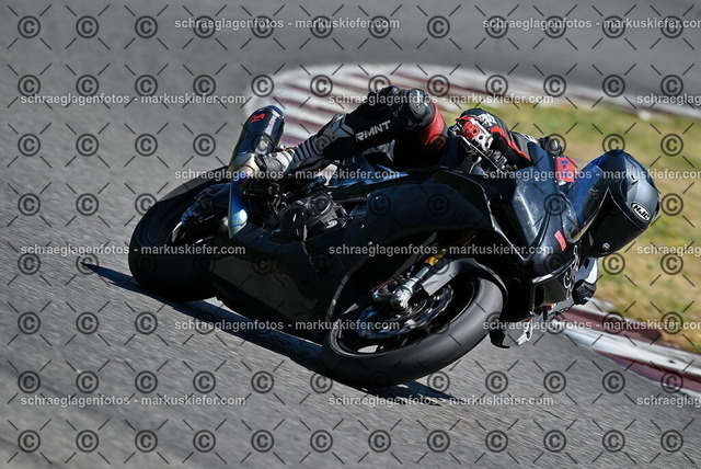 26bt04-0489 | markuskiefer.com - Realisiert mit Pictrs.com