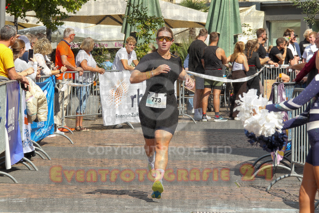 250824_1507_EV4_2681 | Sportfotografie im Rhein-Sieg Kreis, Köln, Bonn, NRW, Rheinland Pfalz, Hessen, etc. Unser Tätigkeitsfeld umfasst den Laufsport vom Volkslauf über den Marathon, Duathlon, Triathon bis zum Ultralauf wie Kölnpfad Ultra oder Schindertrail.