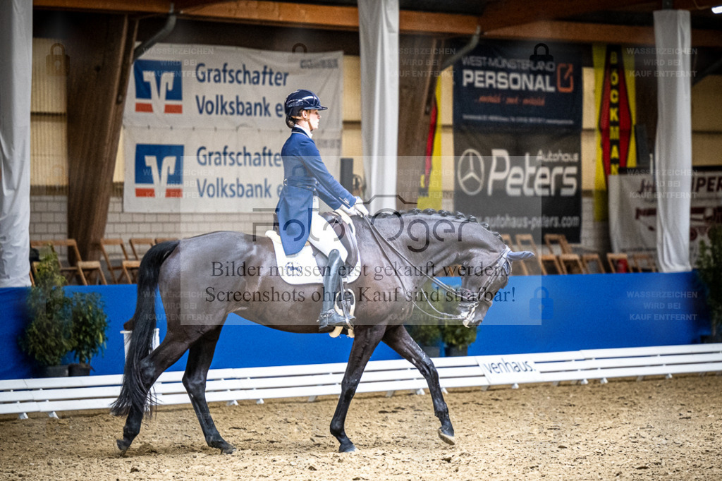 DOS_1566 | Entdecke hochwertige Reitturnierfotos von Foto Oger. Professionell, emotional und authentisch – jetzt Lieblingsmomente im Shop bestellen. - Realisiert mit Pictrs.com