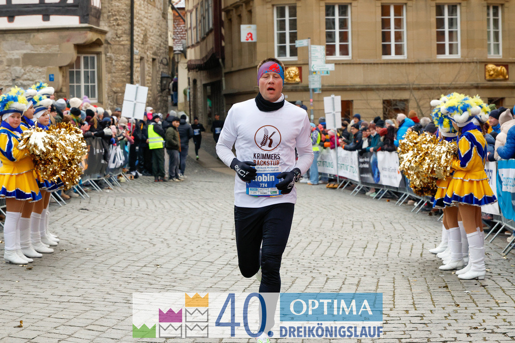 VR Bank Hauptlauf 10km | 40. Optima 3koenigslauf 2026 - Realisiert mit Pictrs.com