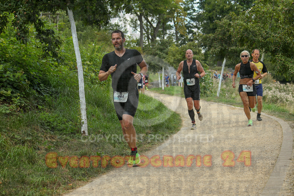 250824_1353_EX1_4113 | Sportfotografie im Rhein-Sieg Kreis, Köln, Bonn, NRW, Rheinland Pfalz, Hessen, etc. Unser Tätigkeitsfeld umfasst den Laufsport vom Volkslauf über den Marathon, Duathlon, Triathon bis zum Ultralauf wie Kölnpfad Ultra oder Schindertrail.