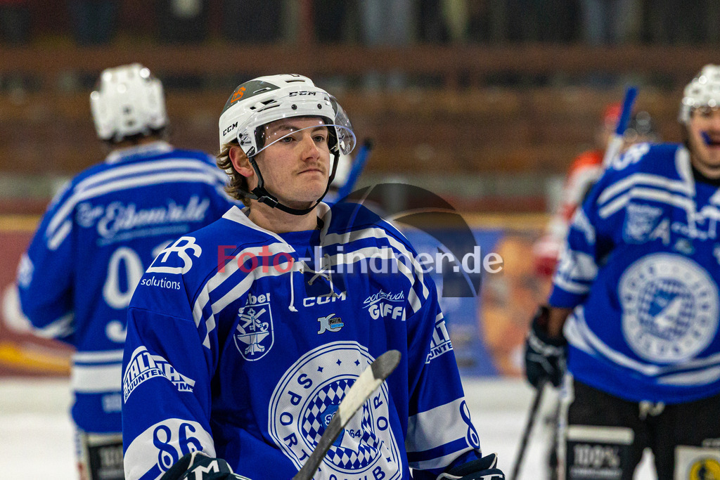 Achtelfinale Spiel 1 SC Forst vs EV Pegnitz ICE DOGS | Eishockey Landesliga Playoffs 2023/2024, Achtelfinale Spiel 1 SC Forst vs EV Pegnitz ICE DOGS, 20240218,
Tim VOGL (Nature Boyz 86),
2024-02-18 in Peißenberg (Eisstadion)
86 Tim VOGL (Nature Boyz 86)
Copyright: WolfgangxLindner foto-lindner.de