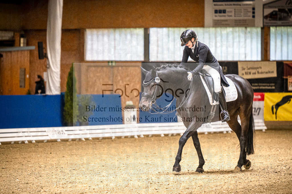 DOS_2558 | Entdecke hochwertige Reitturnierfotos von Foto Oger. Professionell, emotional und authentisch – jetzt Lieblingsmomente im Shop bestellen.Deutschlandweite Turnierfotografie. - Realisiert mit Pictrs.com